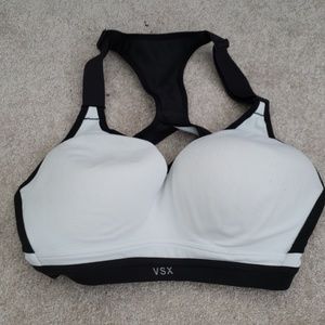 VSX 32D Sports Bra